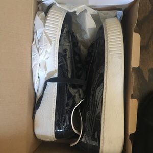 New with box Puma sneaker